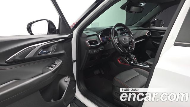ChevroletGMDaewoo Trailblazer 2021 — photo 10