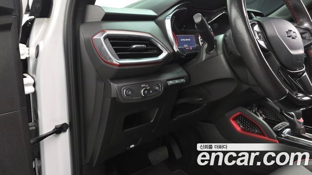ChevroletGMDaewoo Trailblazer 2021 — photo 13