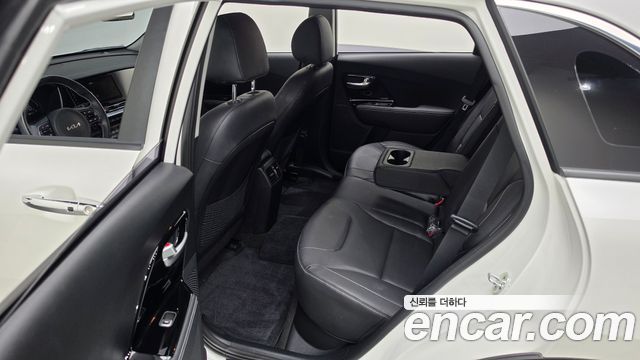 Kia Niro 2022 — photo 18
