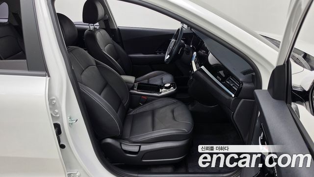 Kia Niro 2022 — photo 16