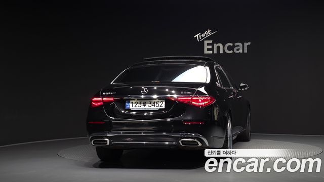 Mercedes-Benz S-Class 2023 — photo 4