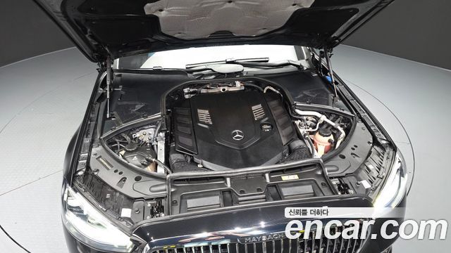 Mercedes-Benz S-Class 2023 — photo 6