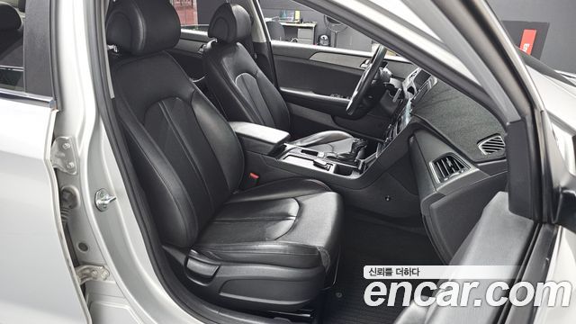 Hyundai Sonata 2015 — photo 12
