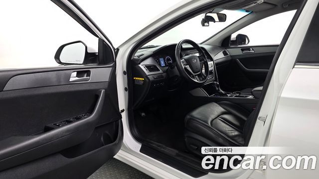 Hyundai Sonata 2017 — photo 10