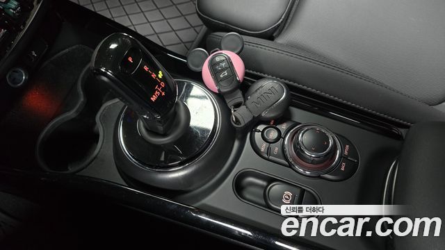 Mini Clubman 2024 — photo 9