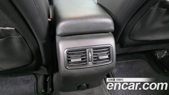 Renault Korea SM6 2020 — photo 24