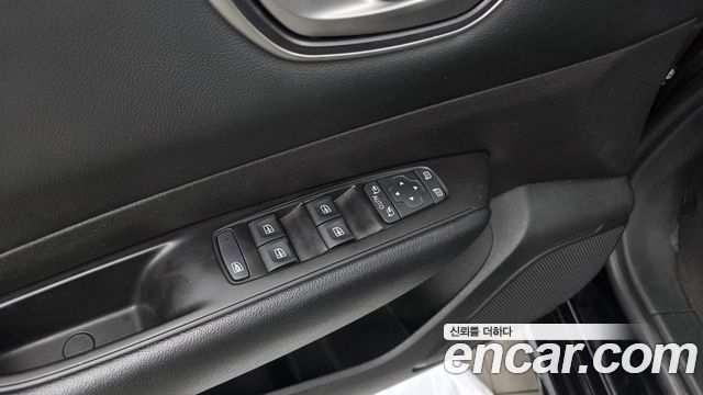 Renault Korea SM6 2020 — photo 27