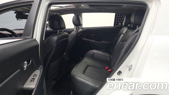 Kia Sportage 2015 — photo 11