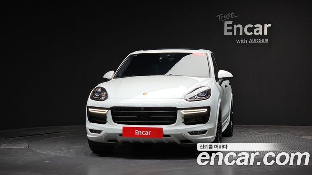 Porsche Cayenne 2017 — photo 3