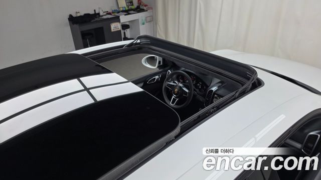 Porsche Cayenne 2017 — photo 25