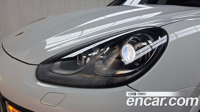 Porsche Cayenne 2017 — photo 8