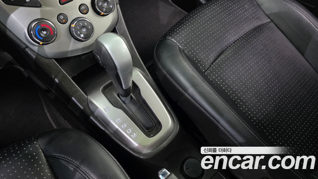 Chevrolet Korea Aveo 2018 — photo 12