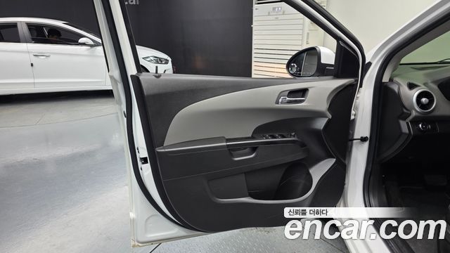 Chevrolet Korea Aveo 2018 — photo 14