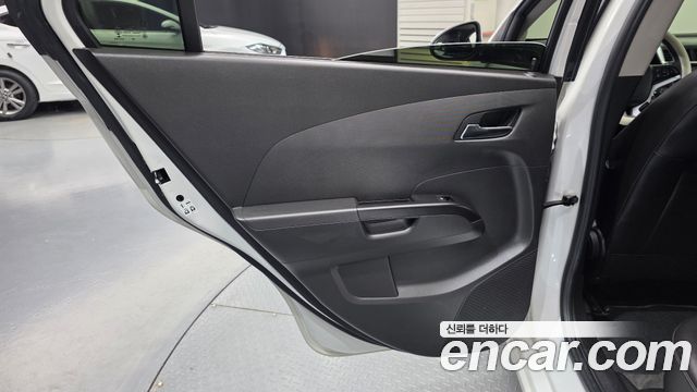 Chevrolet Korea Aveo 2018 — photo 15