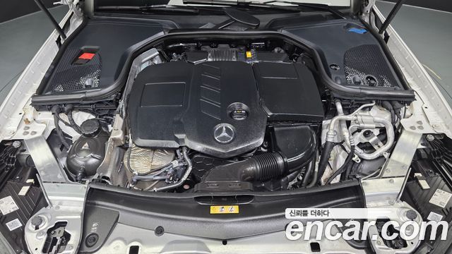 Mercedes-Benz E-Class 2021 — photo 6