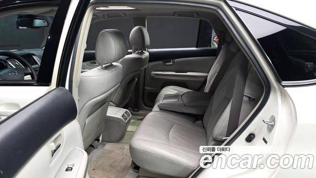 Lexus RX 2006 — photo 12