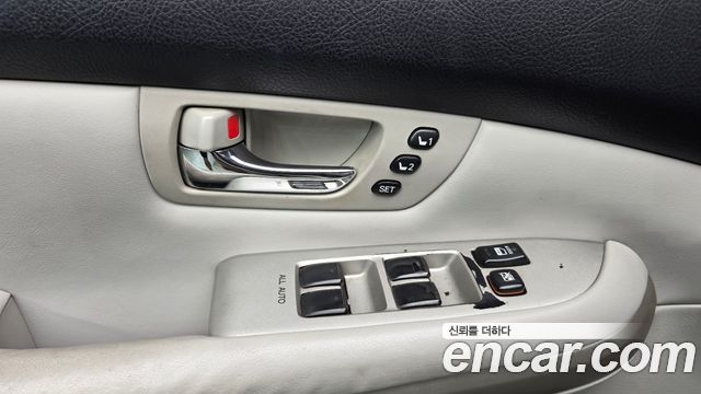 Lexus RX 2006 — photo 20