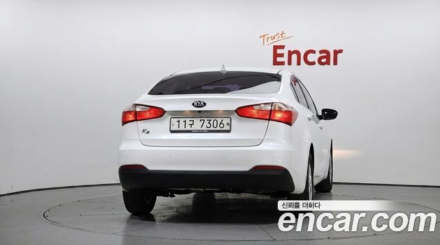 Kia K3 2015 — photo 4