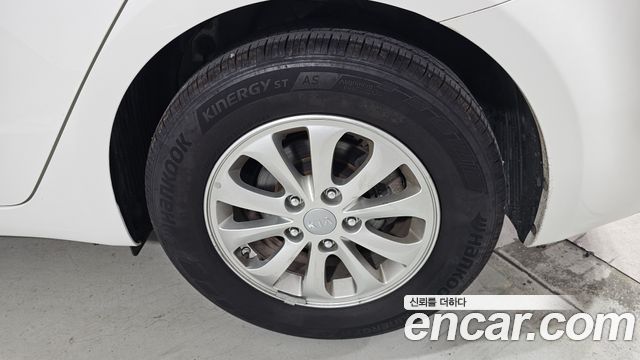 Kia K3 2015 — photo 7