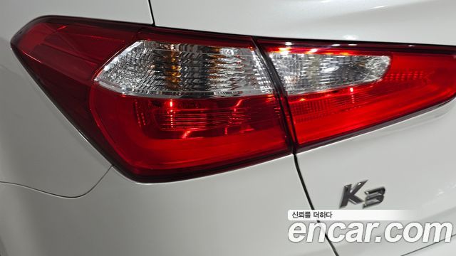 Kia K3 2015 — photo 9