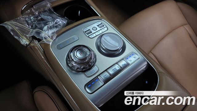 Genesis G90 2022 — photo 9