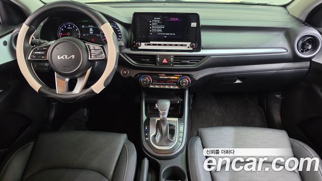 Kia K3 2022 — photo 10
