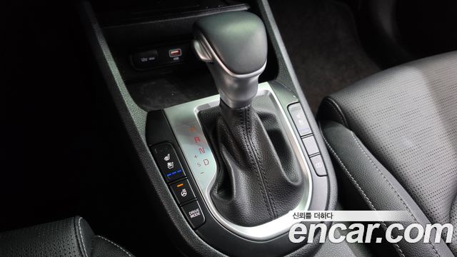 Kia K3 2022 — photo 12
