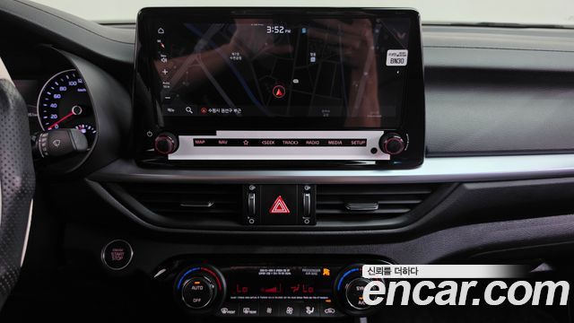 Kia K3 2022 — photo 18