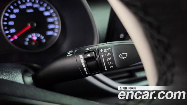 Kia K3 2022 — photo 28
