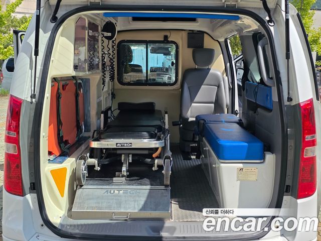 Hyundai Starex 2016 — photo 10