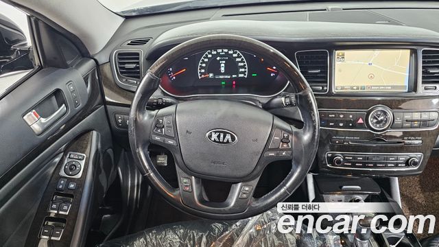 Kia K7 2013 — photo 19
