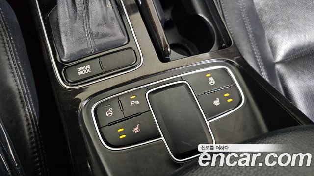 Kia K7 2013 — photo 23