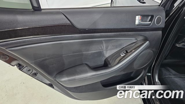 Kia K7 2013 — photo 15