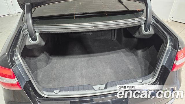 Kia K7 2013 — photo 31
