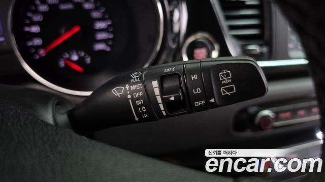 Kia Canival 2017 — photo 27