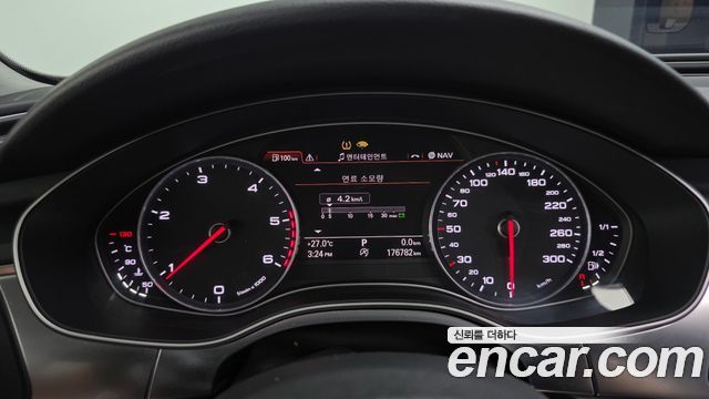 Audi A6 2015 — photo 8