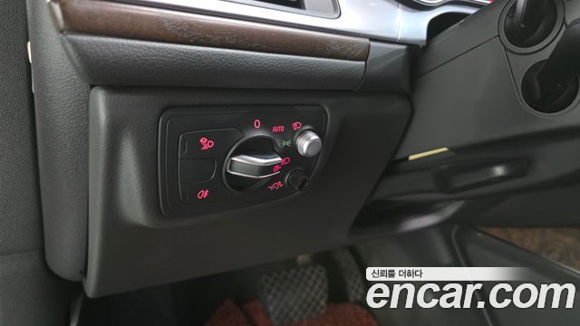 Audi A6 2015 — photo 17