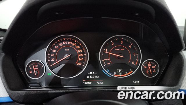 BMW 3-Series 2017 — photo 8