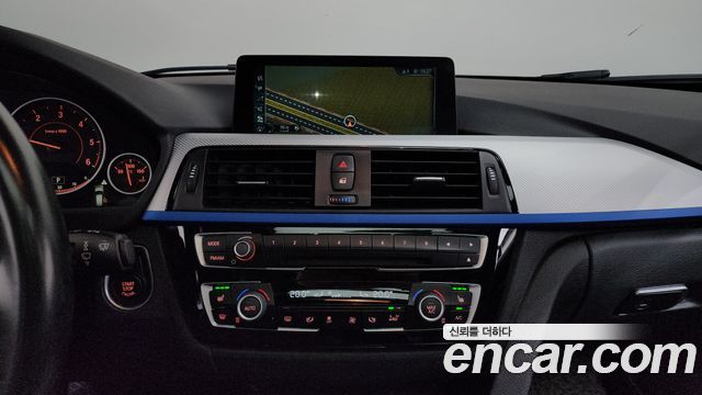 BMW 3-Series 2017 — photo 13