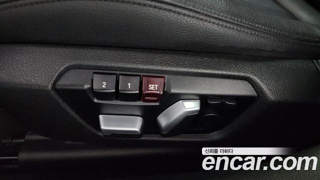 BMW 3-Series 2017 — photo 17