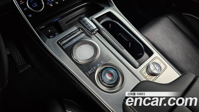 Genesis GV80 2021 — photo 9