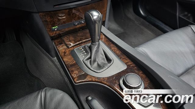 BMW 5-Series 2006 — photo 9