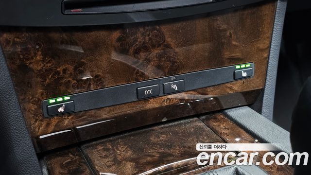 BMW 5-Series 2006 — photo 18
