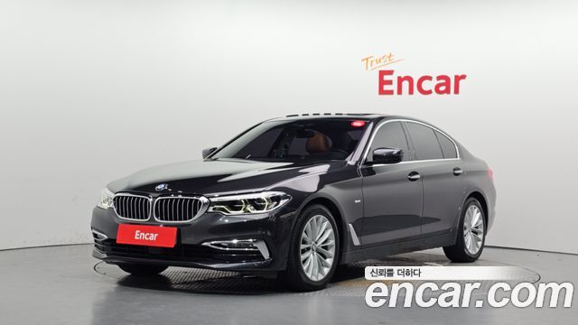 BMW 5-Series 2018 — photo 1