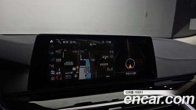 BMW 5-Series 2018 — photo 20