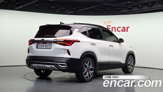 Kia Seltos 2021 — photo 2