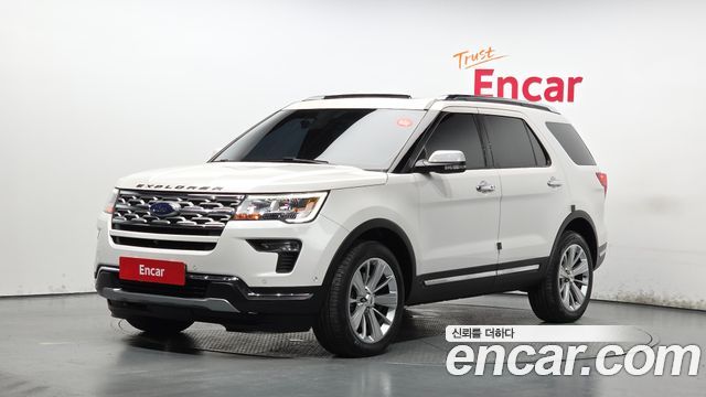 Ford Explorer 2019 — photo 1