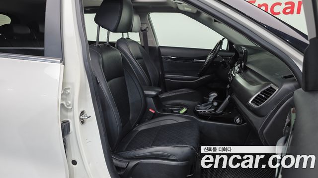 Kia Seltos 2020 — photo 11