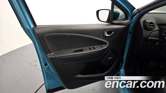 Renault Korea Zoe 2021 — photo 14