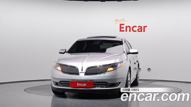 Lincoln MKS 2014 — photo 3